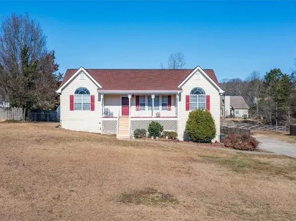 718 Calloway Dr, Rockmart, GA 30153