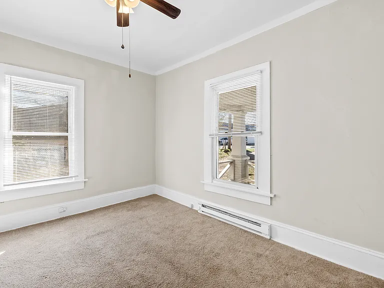257 Jefferson St — Photo 18