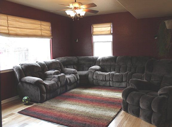 5th image of 903 Ashley Ln