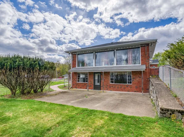 353 Candlestick Hill Rd #3, Newburgh, NY 12550