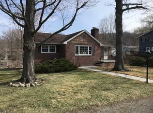 41 Belton St, Stanhope, NJ 07874