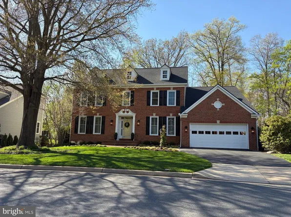 20417 Brightwater Pl, Sterling, VA 20165