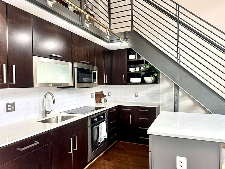 1401 R St NW — Photo 5