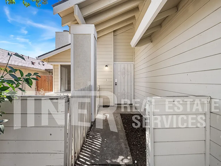 4907 Perceptive Way — Photo 7