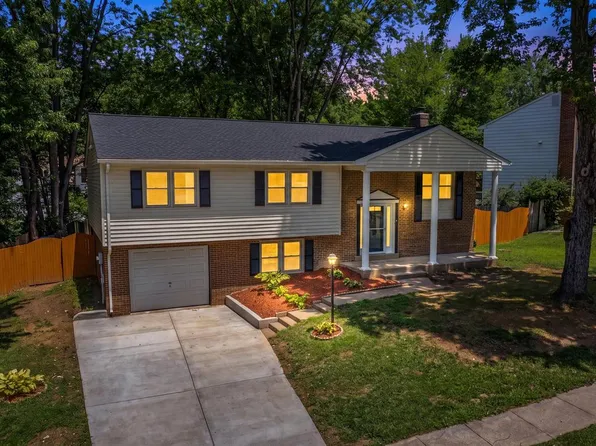 4950 Kirwyn Ct, Woodbridge, VA 22193