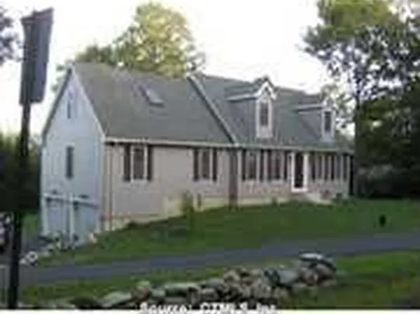 6 Champion Hill Rd, East Hampton, CT 06424