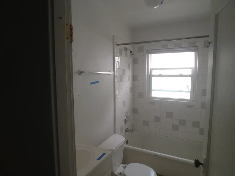 2031 N Watts St #3 — Photo 13