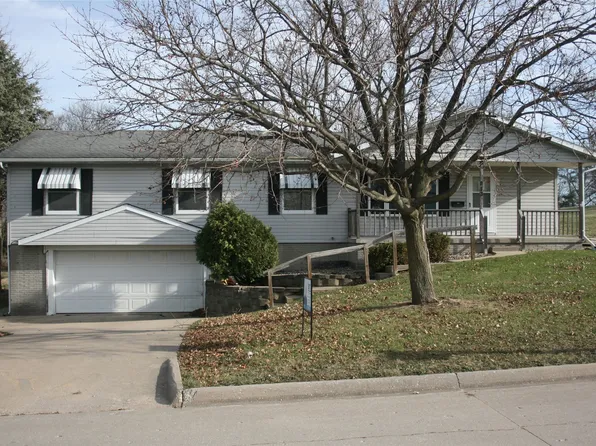 213 N Boland Ave, North English, IA 52316