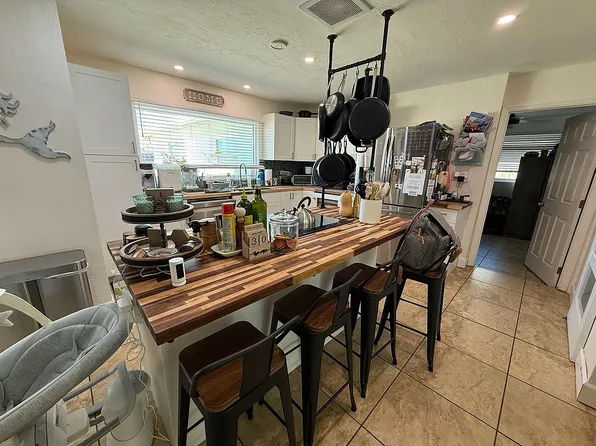 5460 Bayshore Rd, North Fort Myers, FL 33917