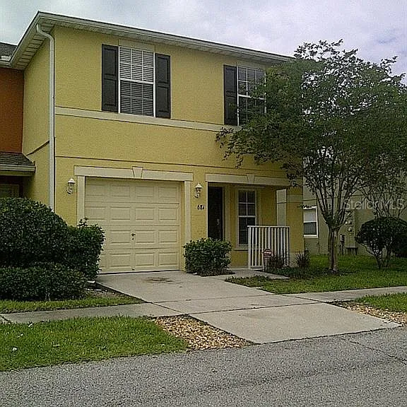 681 Cresting Oak Cir #106 — Photo 1