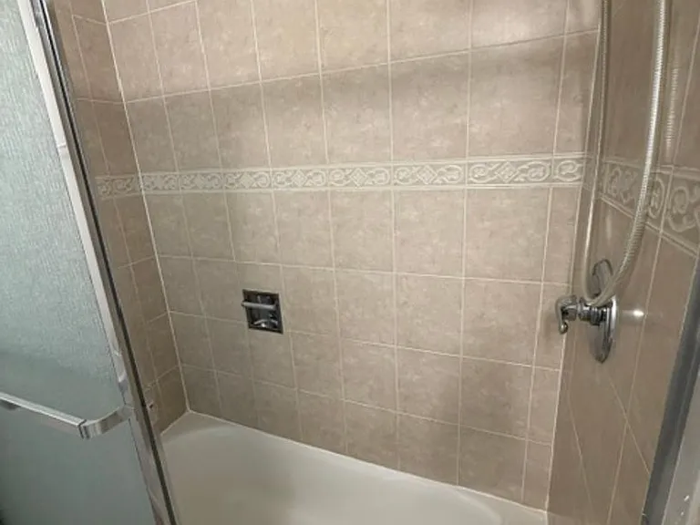 407 Fairmount Ave — Photo 58