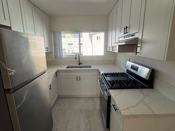 1425 N Mansfield Ave APT 7