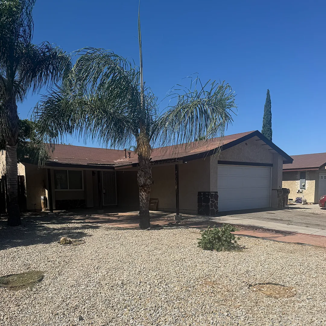 Must See 2 Bedroom 1 Bath!! More Photos Are Coming Soon.. — Photo 1