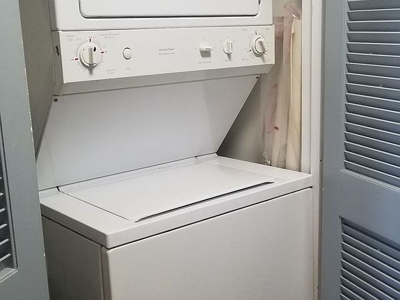 5th image of 345 17th St #2E