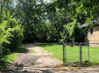 23 W 124th St, Chicago, IL 60628