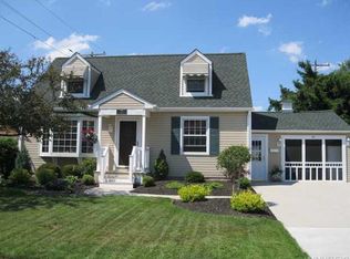 10 Harvard Ct, Cheektowaga, NY 14225