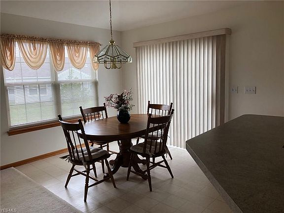 5th image of 5520 Peachtree Ln