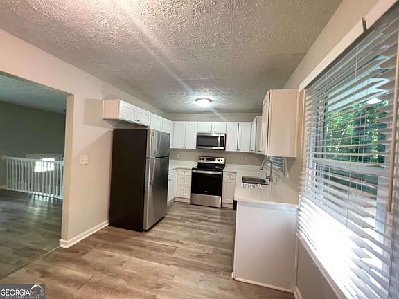 3rd image of 1537 Spruce Ridge Ct