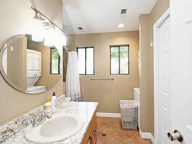 1210 Chatham Rdg — Photo 10