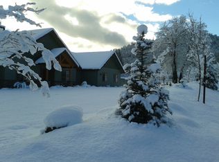 221 Bolt View Rd, Grants Pass, OR 97527