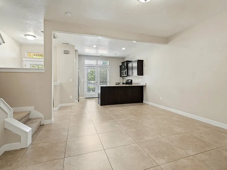 11234 S Summer Heights Dr — Photo 4