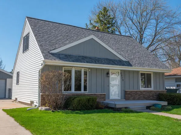 8313 North 105th STREET, Milwaukee, WI 53224