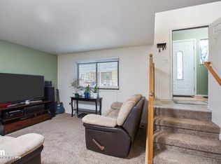 7700 Snow View Dr, Anchorage, AK 99507