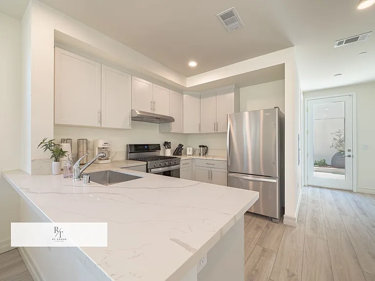 Whitmore Villas 160 — Photo 35