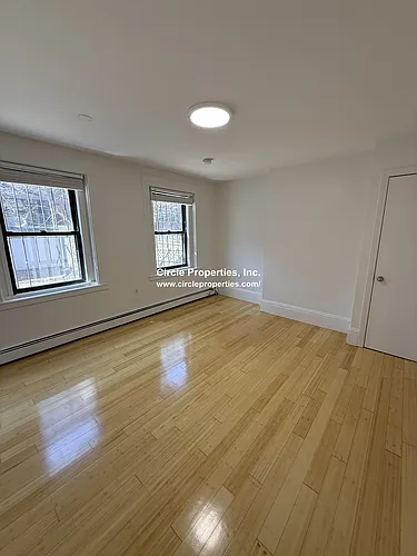 4 Milford St Photo 1