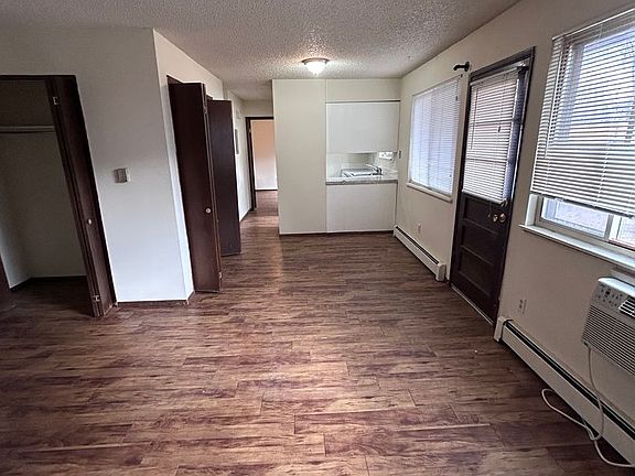 4th image of 129 Dartmouth Trl APT 4