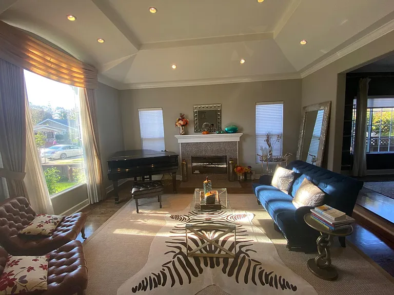 1220 Balboa Ave — Photo 4