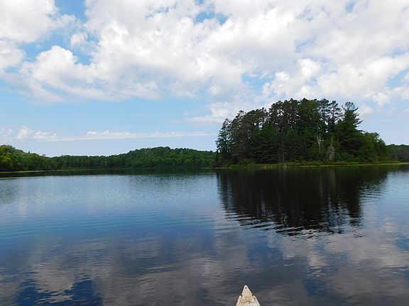 3rd image of North Crab Lake Island Cabin