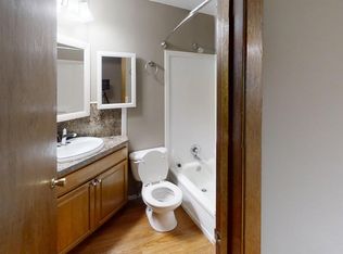 2219 B Ave, Kearney, NE 68847