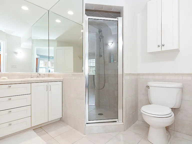37 Rocky Neck Ave #A — Photo 22