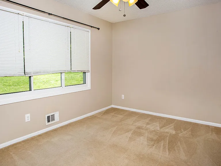4641 Anastasia Ct SE — Photo 14