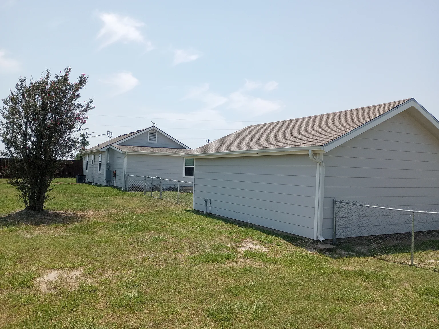 3 bed, 1119 sqft, $1,650 — Photo 4