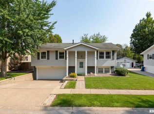 1417 19th Ave, Silvis, IL