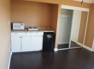 8462 Slater Ave APT E, Huntington Beach, CA 92647