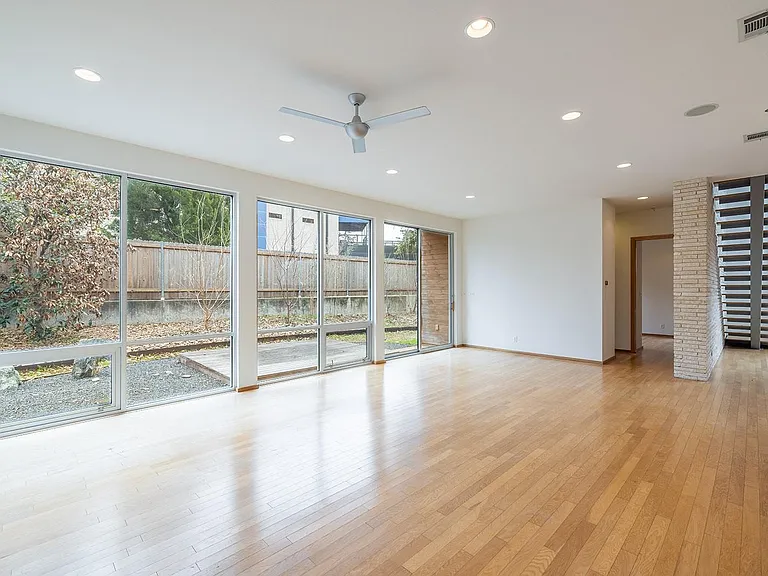 4011 Lewis Ln #B — Photo 6