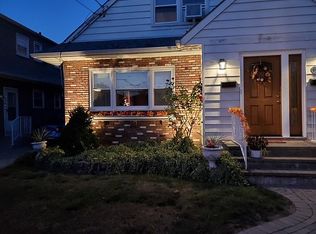 12 Pinecrest Rd, Jersey City, NJ 07305