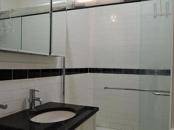 3rd image of 48 9th Ave APT 7A