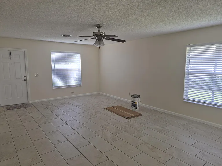 3793 Heather Dr W — Photo 2