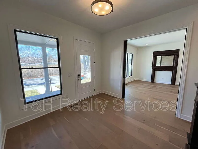 822 Union St — Photo 3