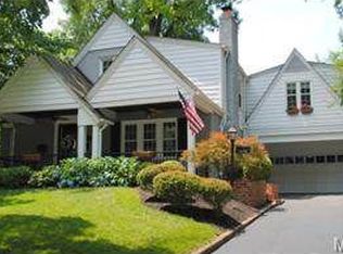 1525 Andrew Dr, Saint Louis, MO 63122