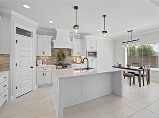 2304 Salmon St, Pea Ridge, AR 72751