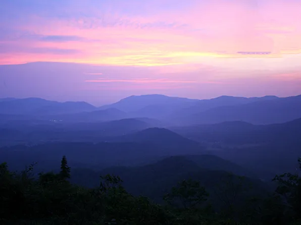 56 Summit Tower Cir, Asheville, NC 28804