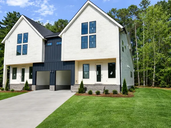 912 Chatham Ln, Raleigh, NC 27610