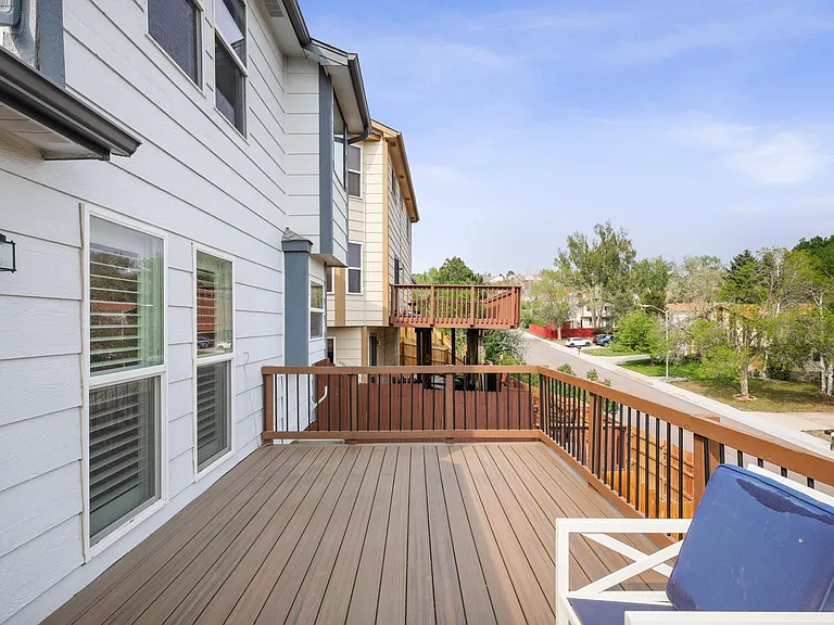 5055 Galileo Dr — Photo 23