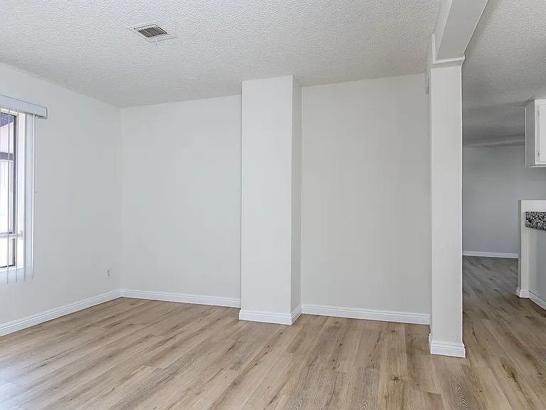 1349 Elm Ave #51 — Photo 14