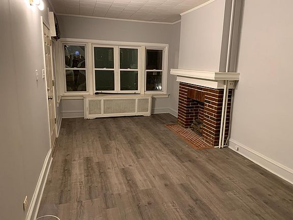 2nd image of 1236 E Sanger St #1
